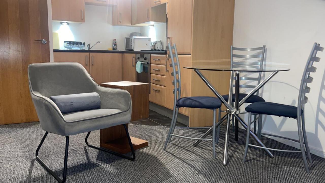 Luxury 1 Bed Apartment With Parking Manchester Eksteriør bilde
